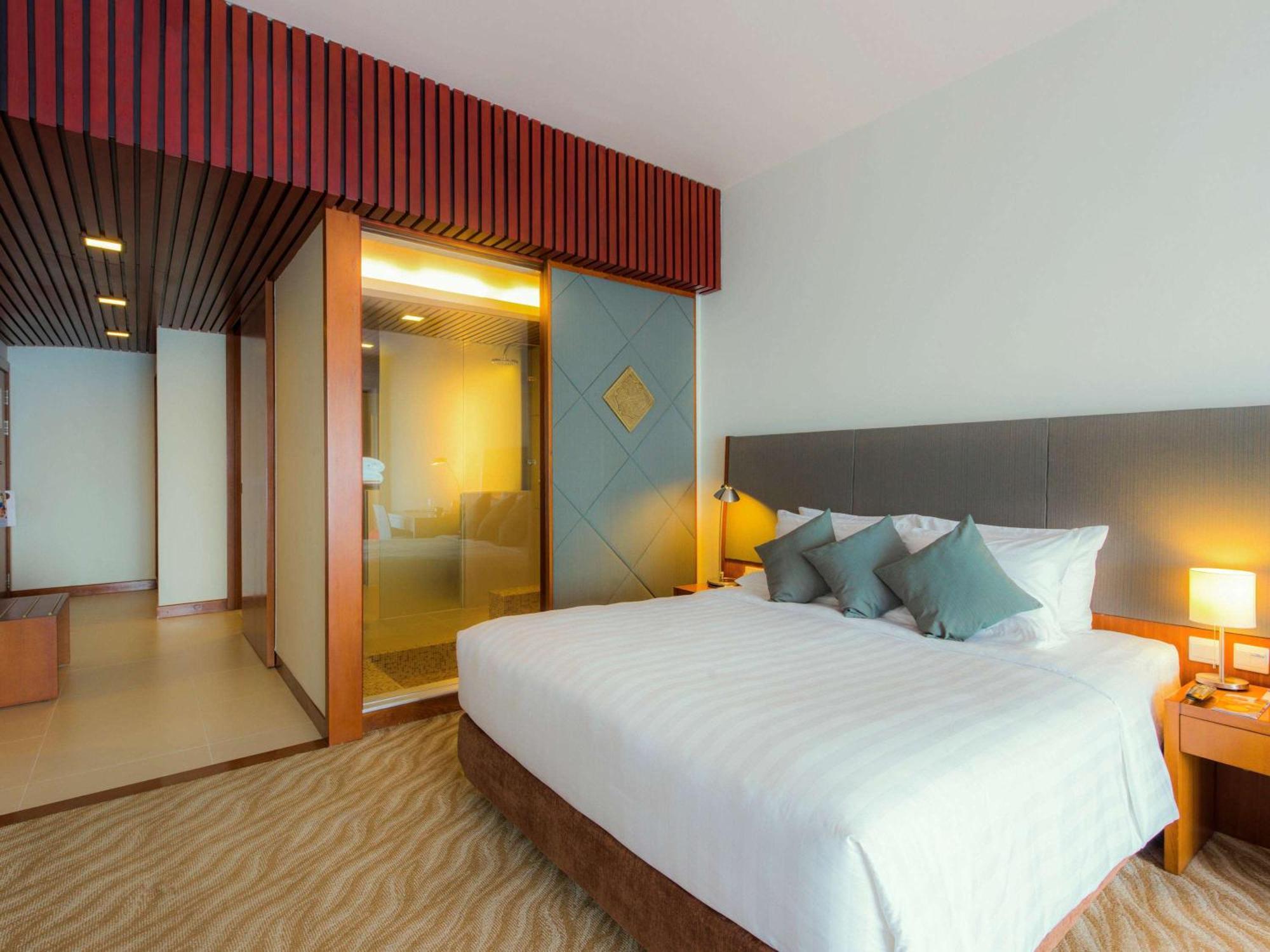 Novotel נה טראנג מראה חיצוני תמונה